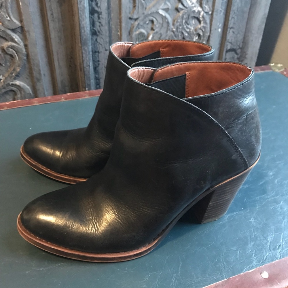 Lucky Brand booties. Size 7.